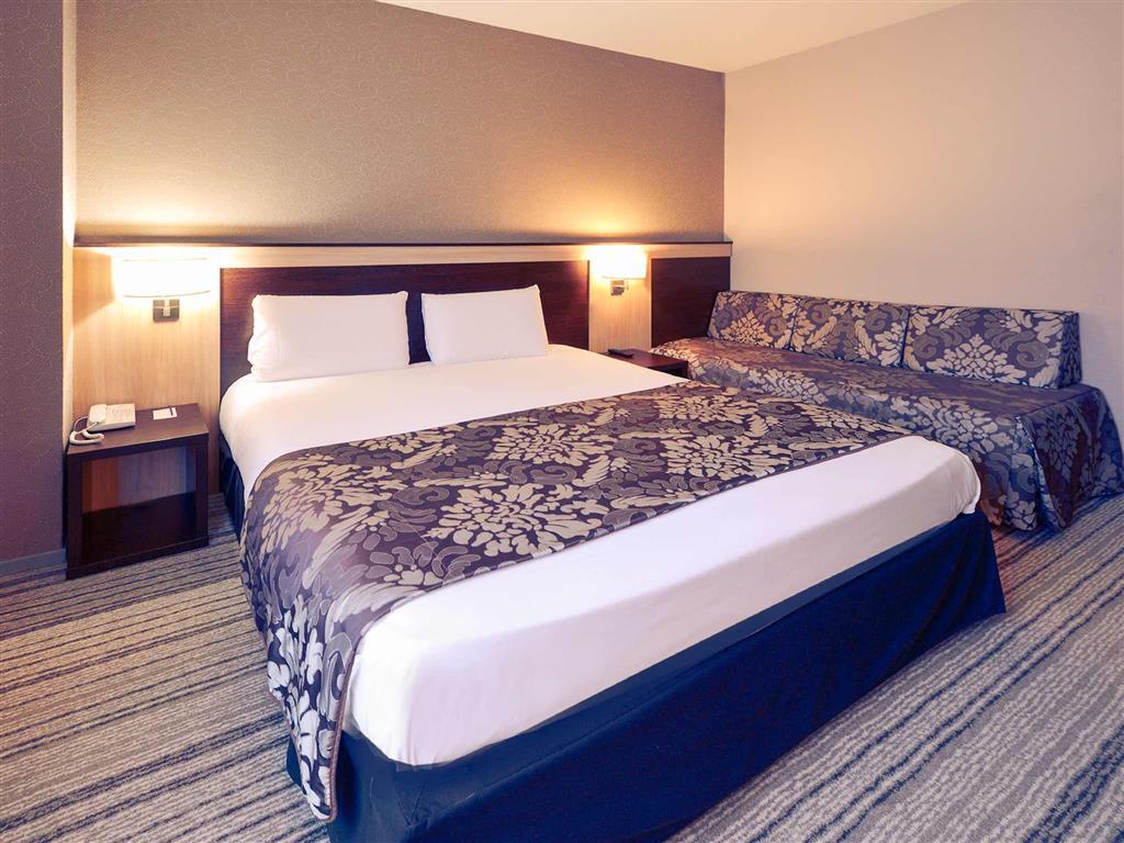 Mercure Rouen Centre Champ De Mars Экстерьер фото