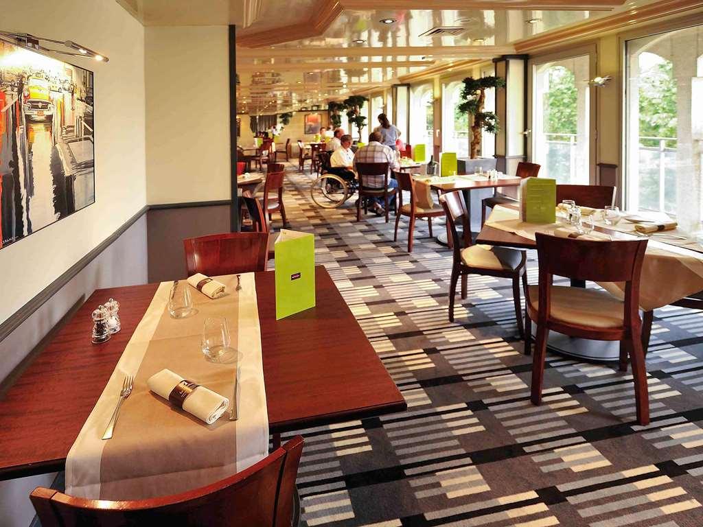 Mercure Rouen Centre Champ De Mars Ресторан фото