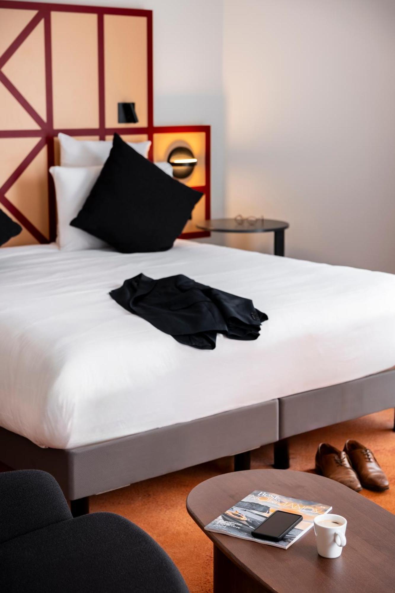 Mercure Rouen Centre Champ De Mars Экстерьер фото