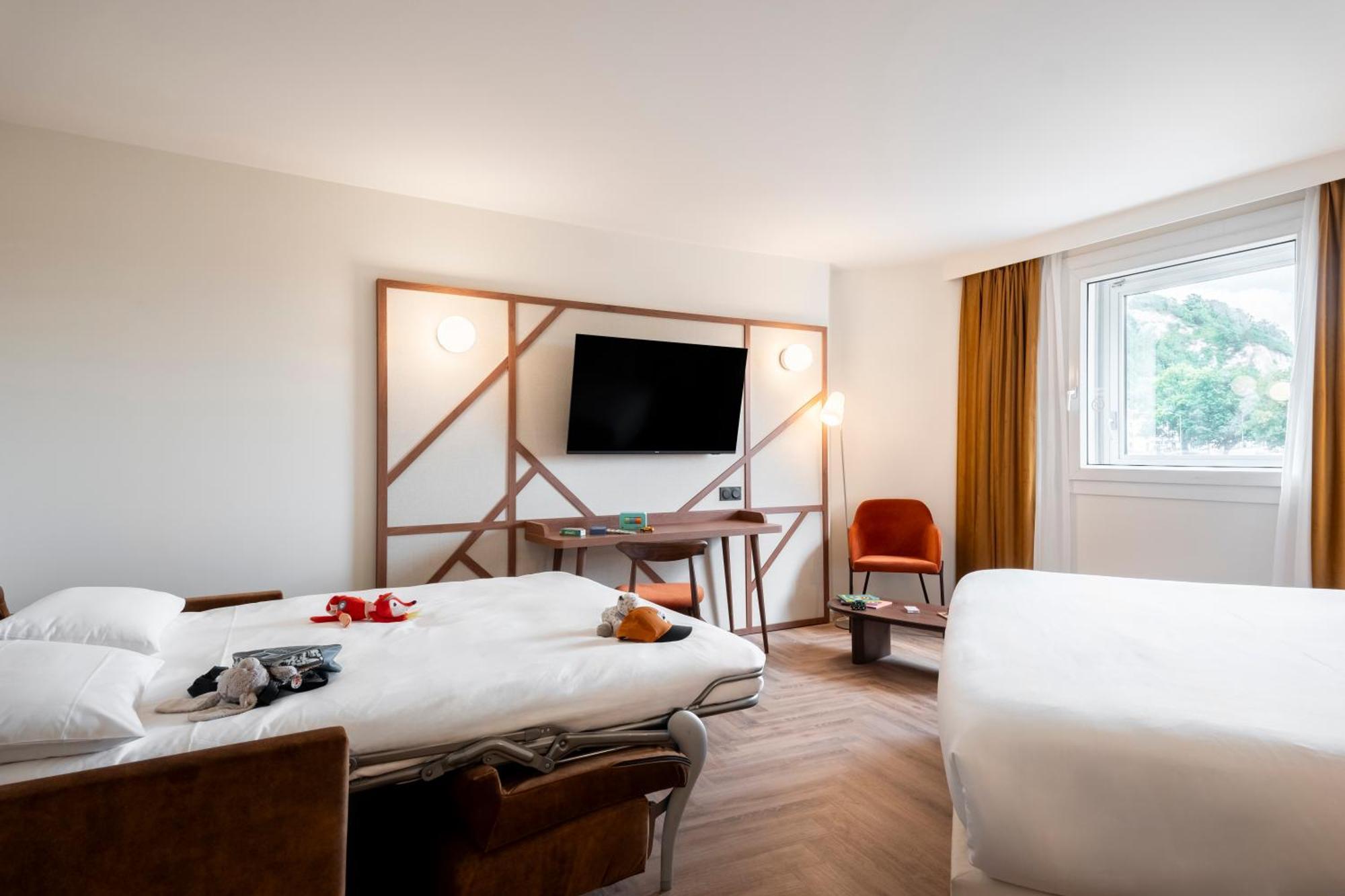Mercure Rouen Centre Champ De Mars Экстерьер фото