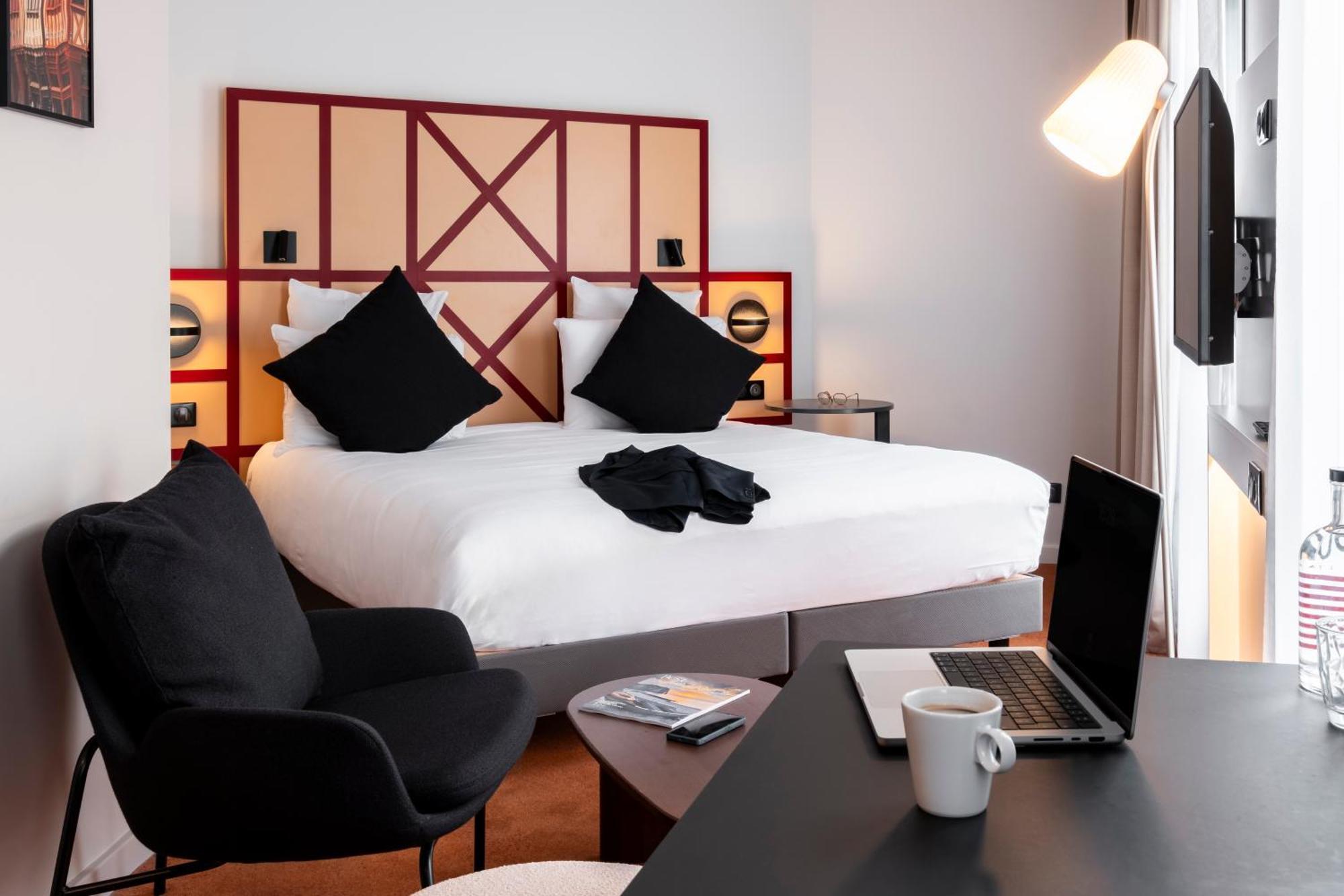 Mercure Rouen Centre Champ De Mars Экстерьер фото