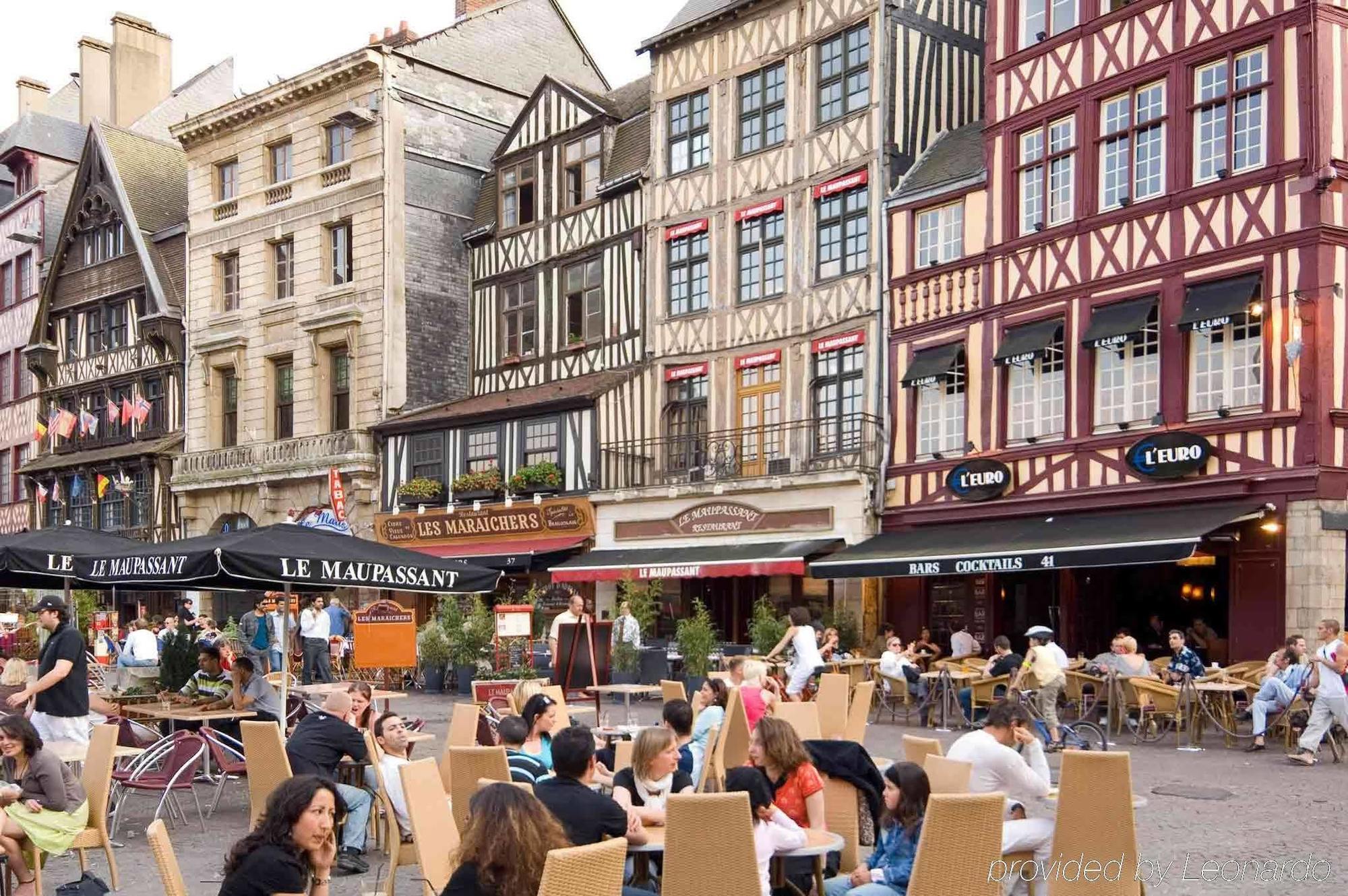 Mercure Rouen Centre Champ De Mars Экстерьер фото
