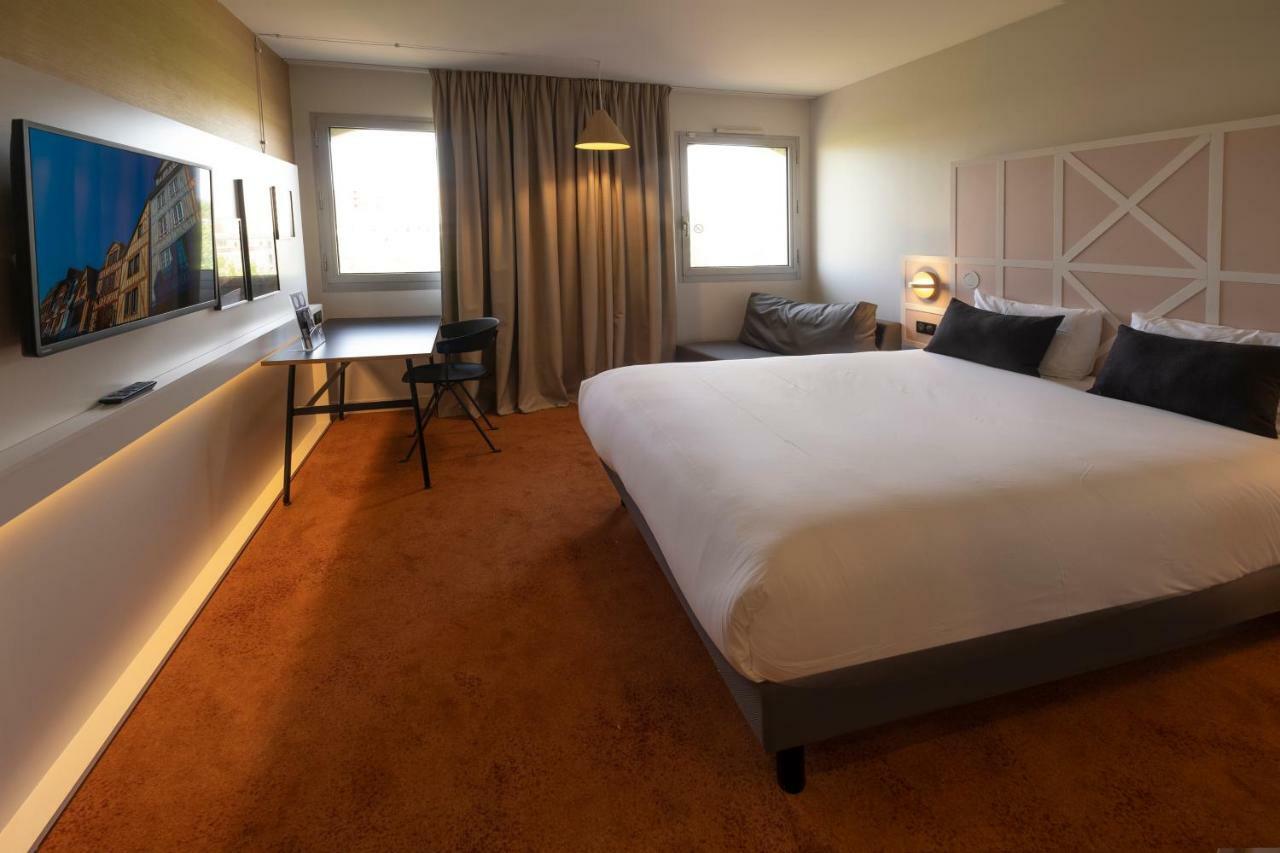 Mercure Rouen Centre Champ De Mars Экстерьер фото