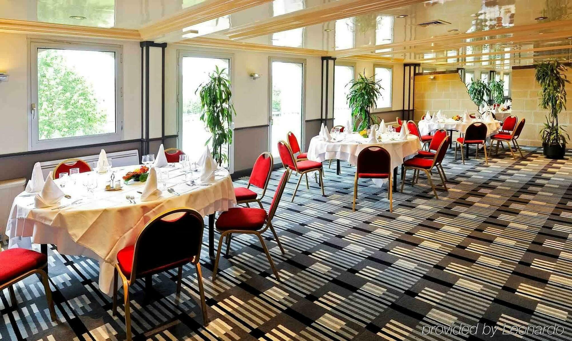 Mercure Rouen Centre Champ De Mars Экстерьер фото